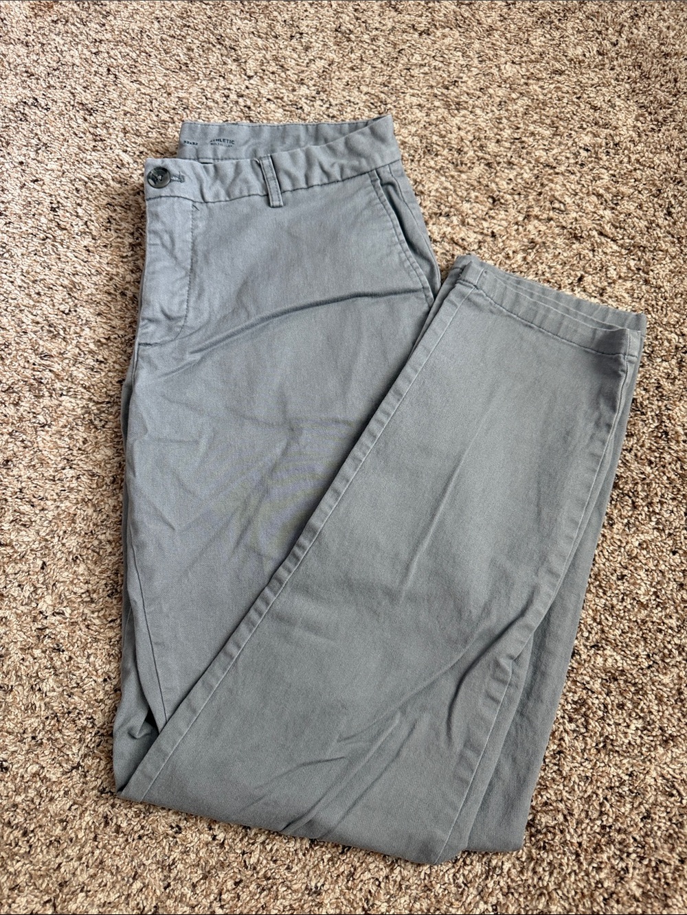 MENS OLD NAVY CHINOS ATHLETIC BUILT-IN FLEX DRESS PANTS